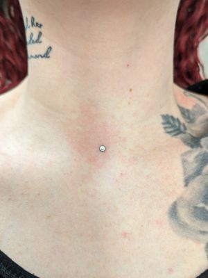 dermal piercing pa halsen dermal piercing pa halsen
